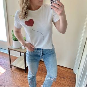 | itslove • pulling on my heartstrings tee • small |